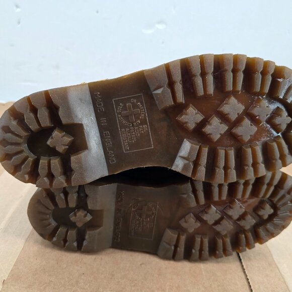 Dr Doc Martens Made in England Womens 10 Hole Distress Black Boots UK 5 US w's 7 - Picture 7 of 11